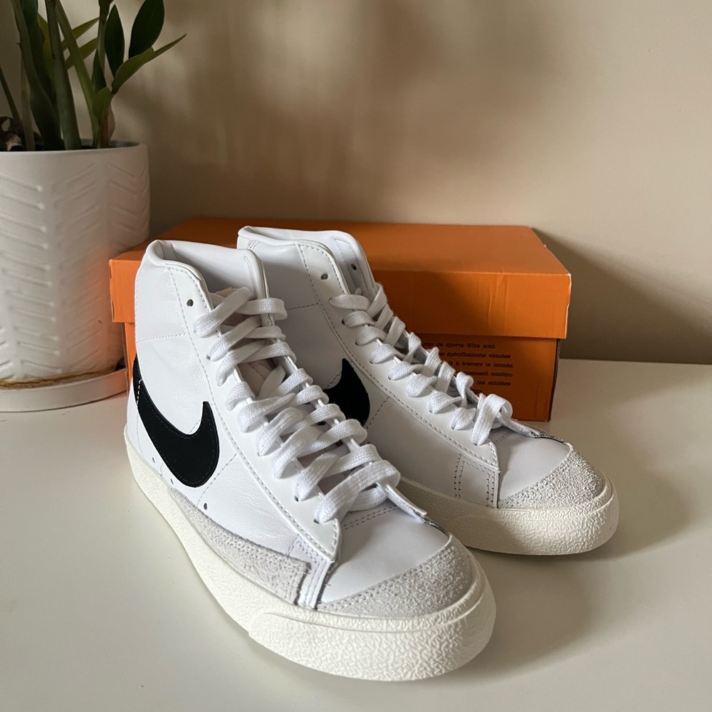 Nike hightop blazer